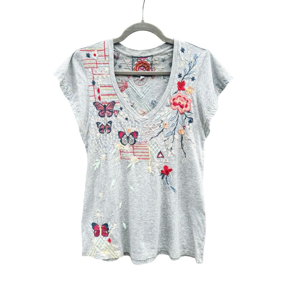 Johnny Was Aravis Flutter Sleeve V Neck Embroidered Tee Small S